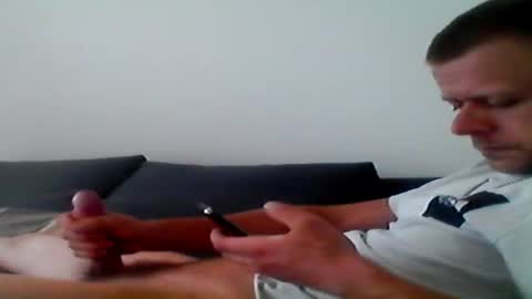 Snapshot of hubikush22 chatting on 06/20/26, 03:59 hubikush22 online show from 06/20/26, 03:59