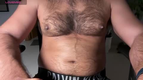 Snapshot of huge_moth chatting on 09/28/25, 08:03 huge_moth online show from 09/28/25, 08:03