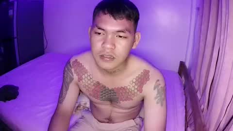 Snapshot of hugecock_jr chatting on 11/13/25, 11:53 JR online show from 11/13/25, 11:53