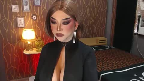 Christine online show from 01/09/26, 02:36