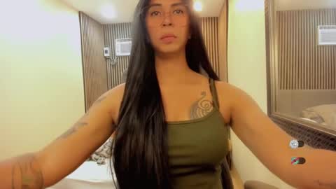 Queen karen grey online show from 12/30/24, 11:04