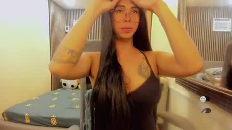 Queen karen grey online show from 12/31/24, 01:08