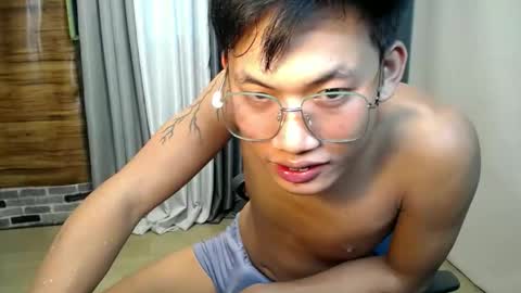 hugecockjames09 online show from 10/05/25, 08:23