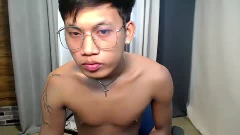hugecockjames09 online show from 10/10/25, 08:02