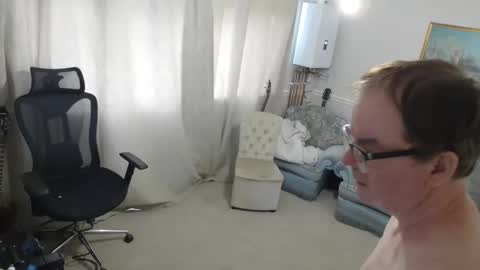 hugedick1965 online show from 11/19/25, 10:48