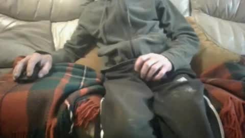 Snapshot of hugenob4u chatting on 10/12/25, 11:09 hugenob4u online show from 10/12/25, 11:09