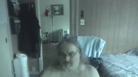 lonely huggy bear online show from 04/10/26, 04:44