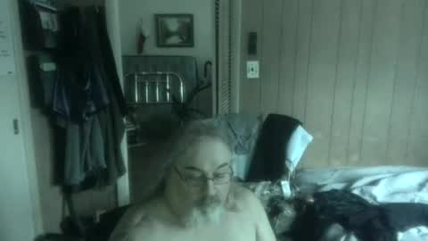 lonely huggy bear online show from 06/30/26, 03:13
