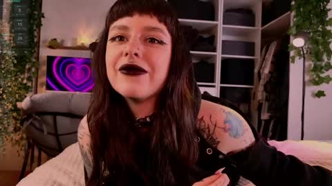 Mika online show from 03/26/26, 07:08