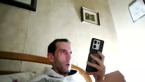 AdriBigcock online show from 12/17/25, 01:55