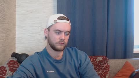 Snapshot of hugo__brad chatting on 12/07/24, 10:23 Hugo online show from 12/07/24, 10:23