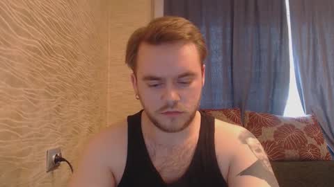 Snapshot of hugo__brad chatting on 02/15/25, 02:00 Hugo online show from 02/15/25, 02:00