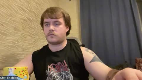 Snapshot of hugo__brad chatting on 02/26/26, 06:40 Hugo online show from 02/26/26, 06:40