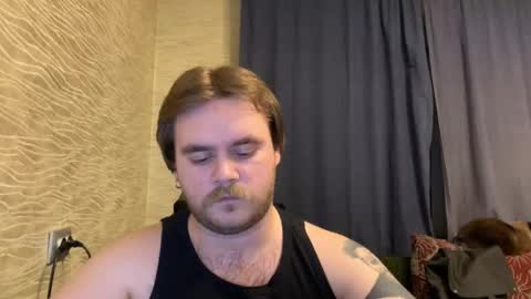 Snapshot of hugo__brad chatting on 03/03/26, 05:52 Hugo online show from 03/03/26, 05:52