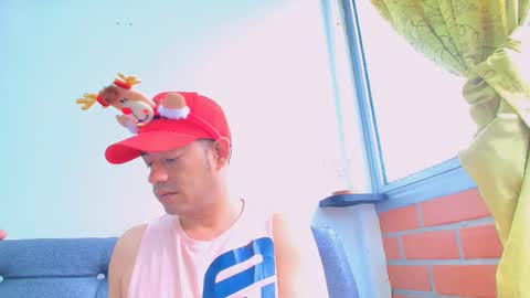 hugo_bighot online show from 12/03/24, 01:32