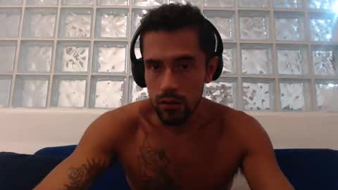 Colombian Milkman online show from 01/30/25, 02:06
