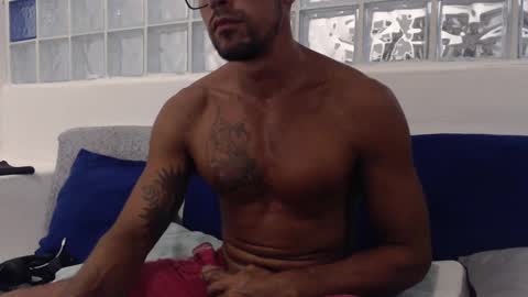 Colombian Milkman online show from 02/27/25, 07:55