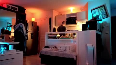 Hugo online show from 01/06/25, 08:39