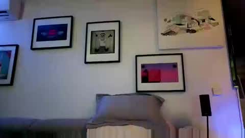 Hugo online show from 02/01/25, 04:54