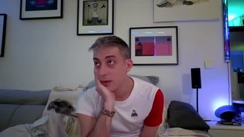 Hugo online show from 02/22/25, 08:42