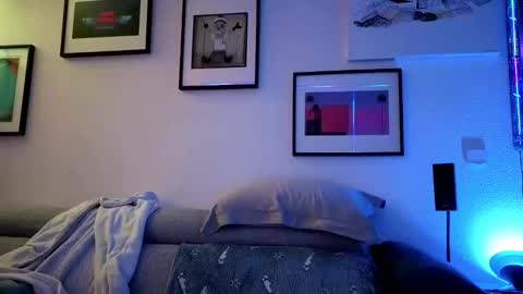 Hugo online show from 02/26/25, 08:44