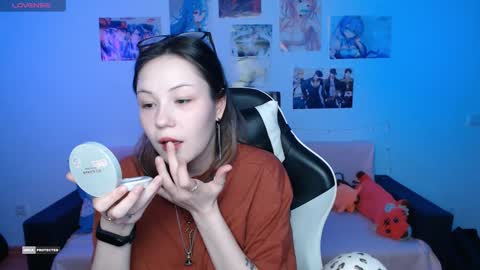 Snapshot of hugomin chatting on 01/30/25, 12:06 HugoMin online show from 01/30/25, 12:06