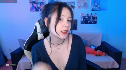 Snapshot of hugomin chatting on 02/04/25, 04:26 HugoMin online show from 02/04/25, 04:26