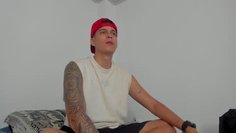 Hugo online show from 02/08/25, 02:05