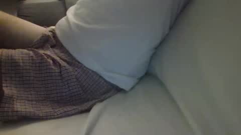 hugx29 online show from 04/11/26, 11:31