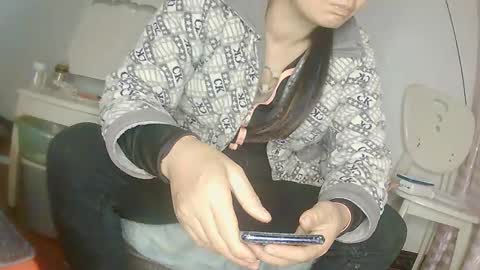 hujiajia520321431 online show from 03/31/26, 12:16