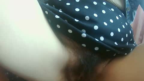 hujiajia520321431 online show from 04/09/26, 06:19