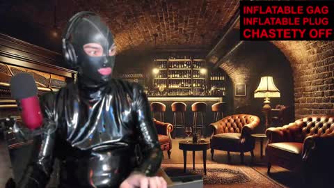 Snapshot of humandr0id chatting on 01/14/25, 11:31 Humandroid online show from 01/14/25, 11:31