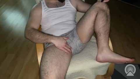 hundick696 online show from 12/20/25, 01:29