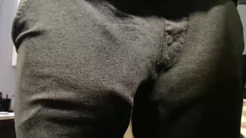 Big uncut cock dripping online show from 04/12/26, 02:38