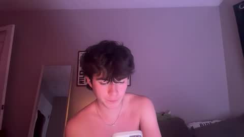 Snapshot of hungc0llegejock chatting on 10/25/25, 03:14 hungc0llegejock online show from 10/25/25, 03:14