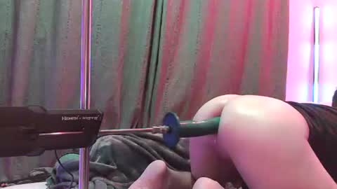 Greedybttm online show from 12/16/25, 05:12