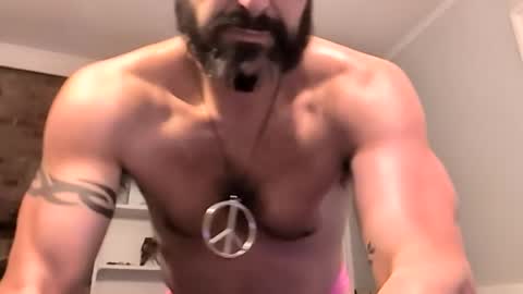 hungitalian40 online show from 06/22/26, 06:16