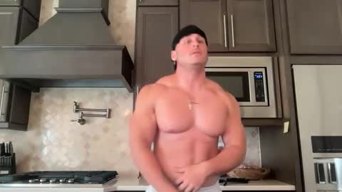 Snapshot of hungkingg22 chatting on 09/20/25, 08:10 hungkingg22 online show from 09/20/25, 08:10