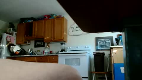 hunglikeahorse063790 online show from 04/24/26, 10:34
