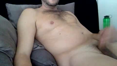 Snapshot of hungm4fun101 chatting on 03/12/25, 03:18 hungm4fun101 online show from 03/12/25, 03:18