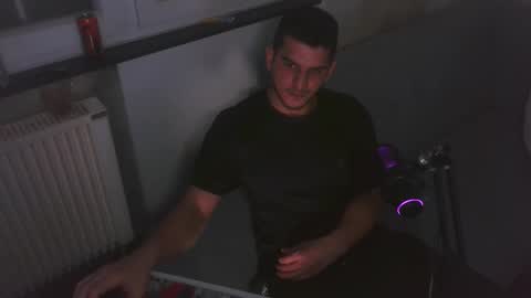 Snapshot of hungryboyyb chatting on 12/21/25, 02:57 LittleDevilXo1999 online show from 12/21/25, 02:57