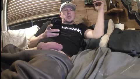 HuingsingleDad79 online show from 12/05/24, 04:20