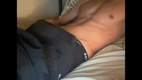 hungtwink online show from 04/21/26, 11:40