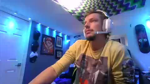 hungtxcock92 online show from 10/10/25, 12:59