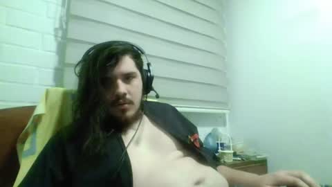 Snapshot of hungweeb chatting on 04/28/26, 02:10 Rod online show from 04/28/26, 02:10