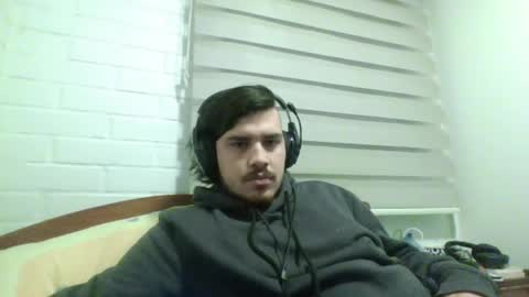 Snapshot of hungweeb chatting on 05/11/26, 02:28 Rod online show from 05/11/26, 02:28