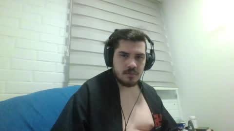 Snapshot of hungweeb chatting on 05/27/26, 06:32 Rod online show from 05/27/26, 06:32