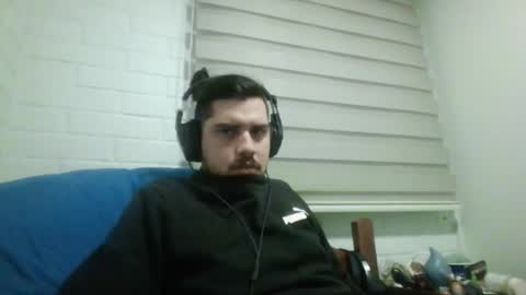 Snapshot of hungweeb chatting on 05/28/26, 01:58 Rod online show from 05/28/26, 01:58