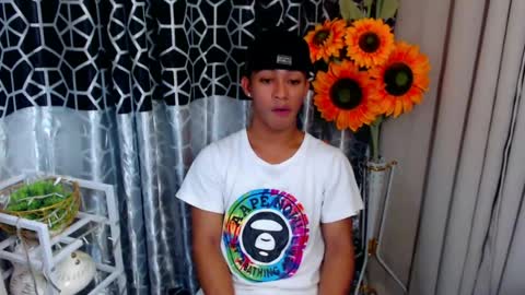 Snapshot of hunk_edward chatting on 07/07/26, 06:16 hunk_edward online show from 07/07/26, 06:16