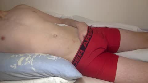 Snapshot of hunkhog chatting on 03/05/25, 09:48 Hunkhog online show from 03/05/25, 09:48